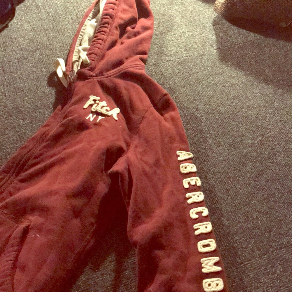 Maroon hoodie Abercrombie